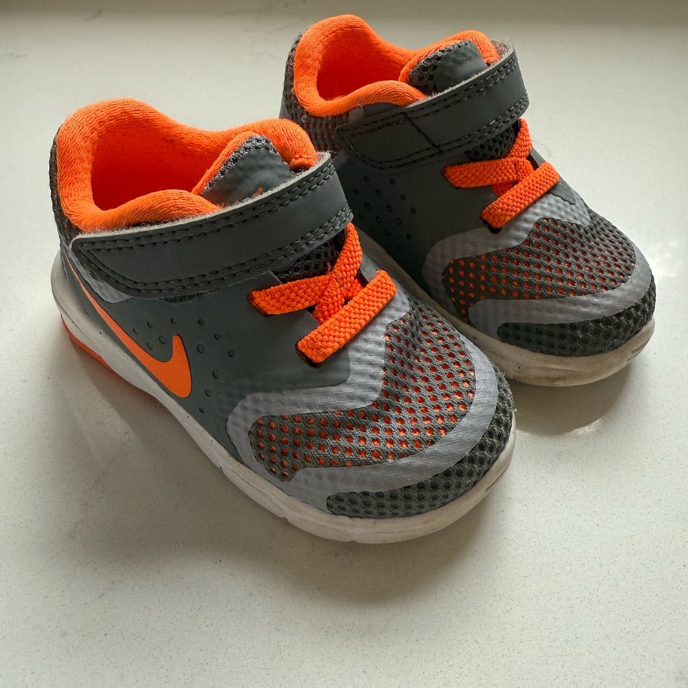 Nike Kids Sneakers - Gray and Orange